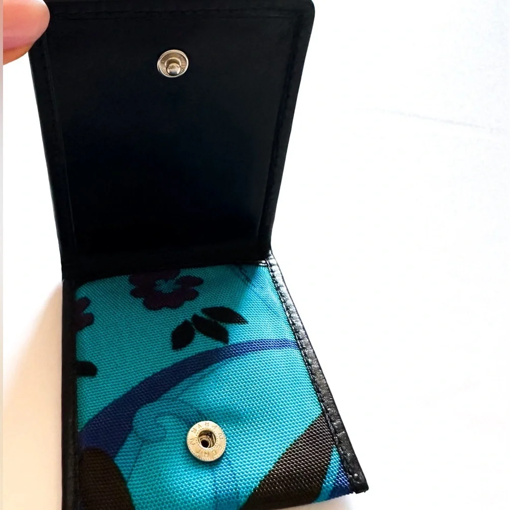 Tom Ford  Gucci Turquoise Print Logo  Condom Wallet Holder Collector’s Piece HTF